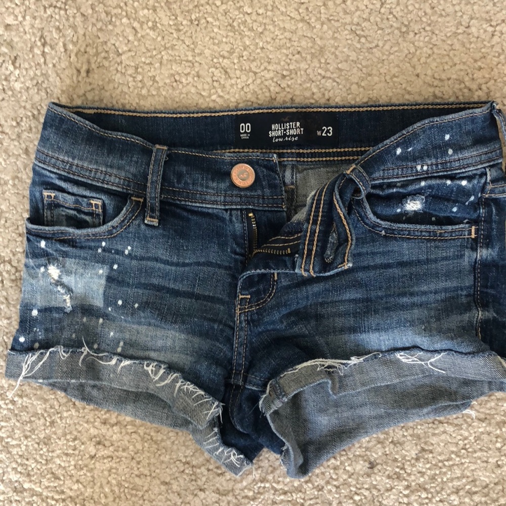 Hollister denim shorts size 00 w23